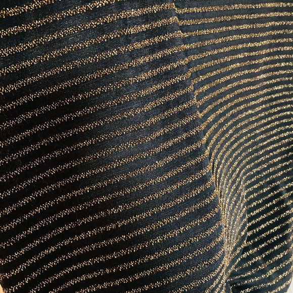 Beautiful Sparkly Black and Gold Stretch and Flowy Dress - Picture 2 of 4